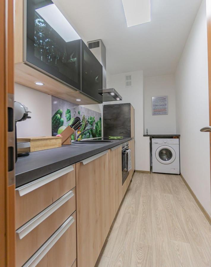 Altstadtapartment, 80 Qm,2 Schlafzimmer,Parkplatz,Netflix Cottbus Esterno foto